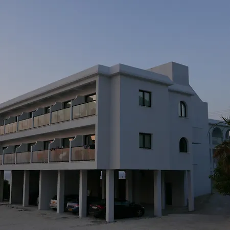 Hotel E.j. Bay