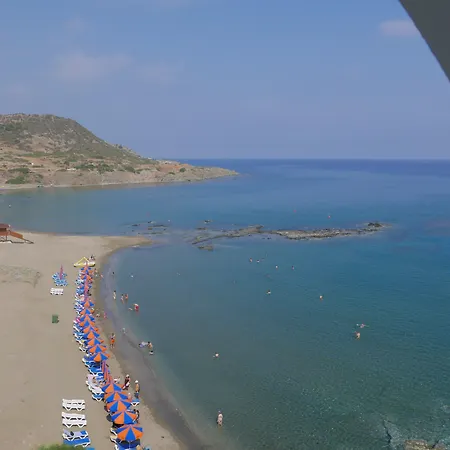 E.j. Bay Kato Pyrgos