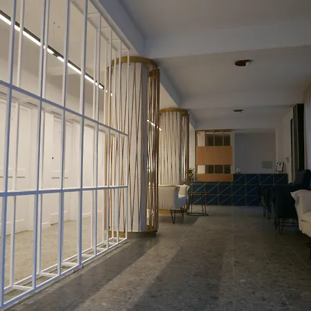 E.j. Bay Hotel Kato Pyrgos