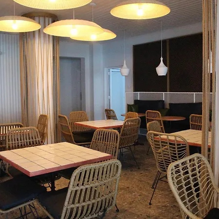 E.j. Bay Kato Pyrgos