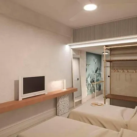 Hotel E.j. Bay Kato Pyrgos