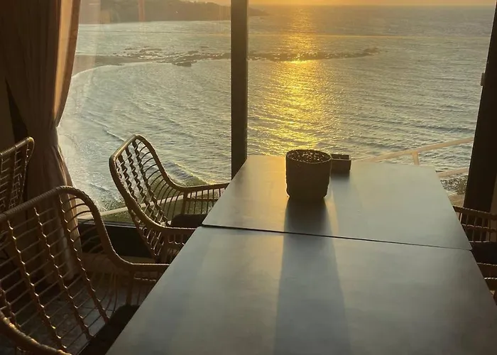 E.j. Bay 호텔 카토 피르고스