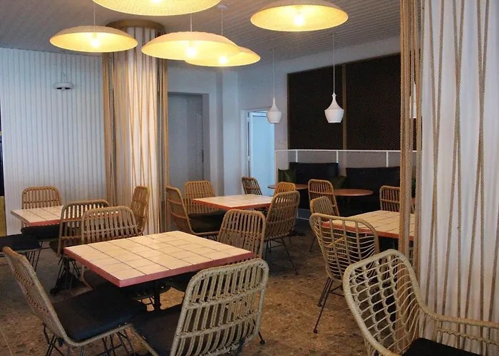 E.j. Bay Kato Pyrgos